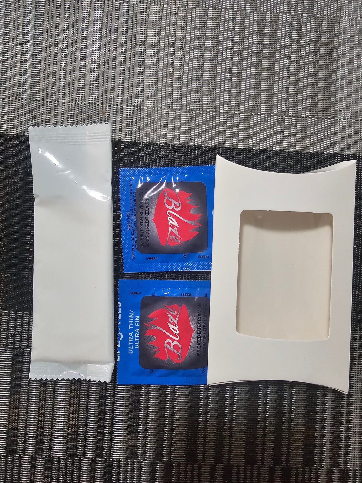 Blazefamily condoms&wipes