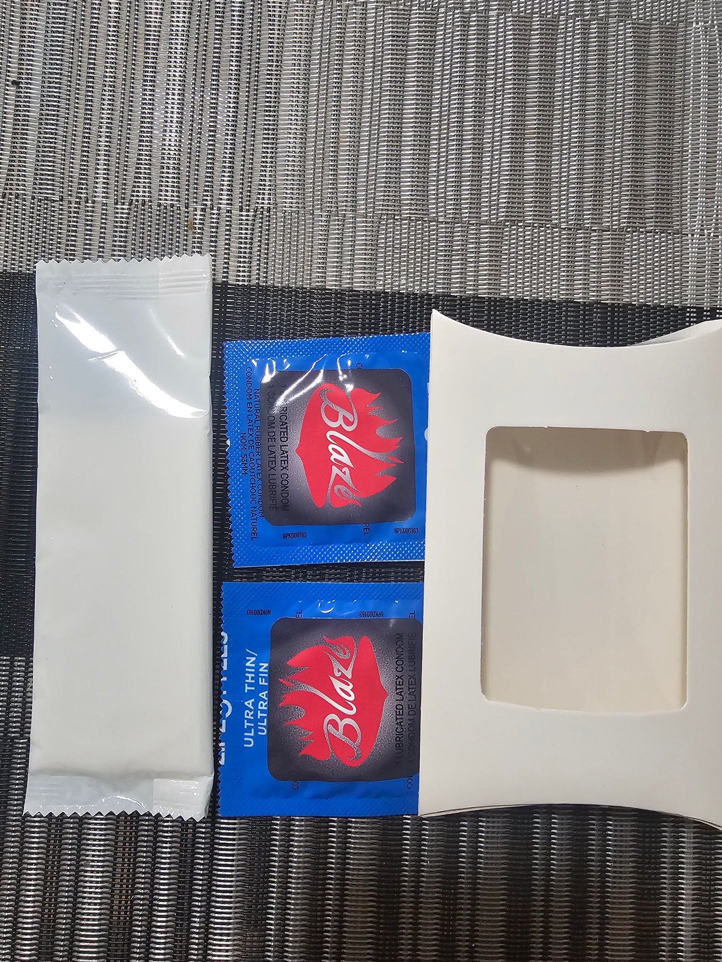 Blazefamily condoms&wipes